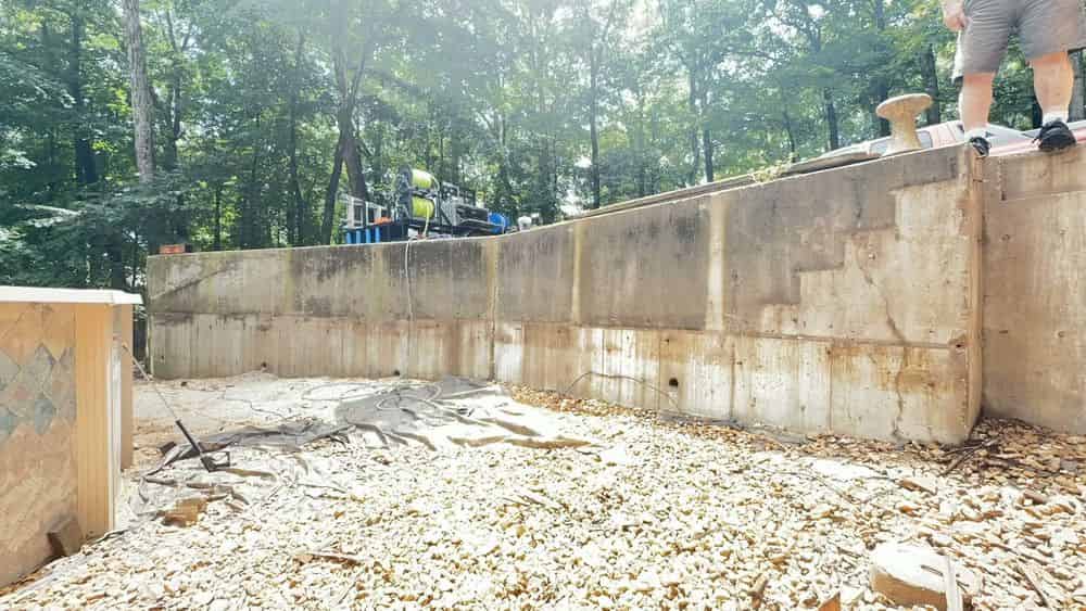 Retaining Wall Cleaning Services image