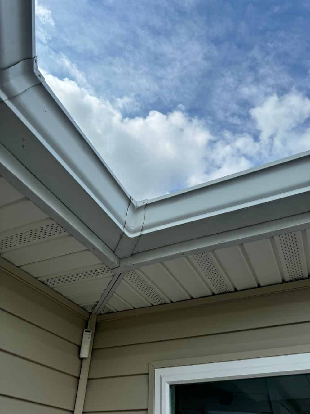 Gutter Cleaning/Brightening Services image